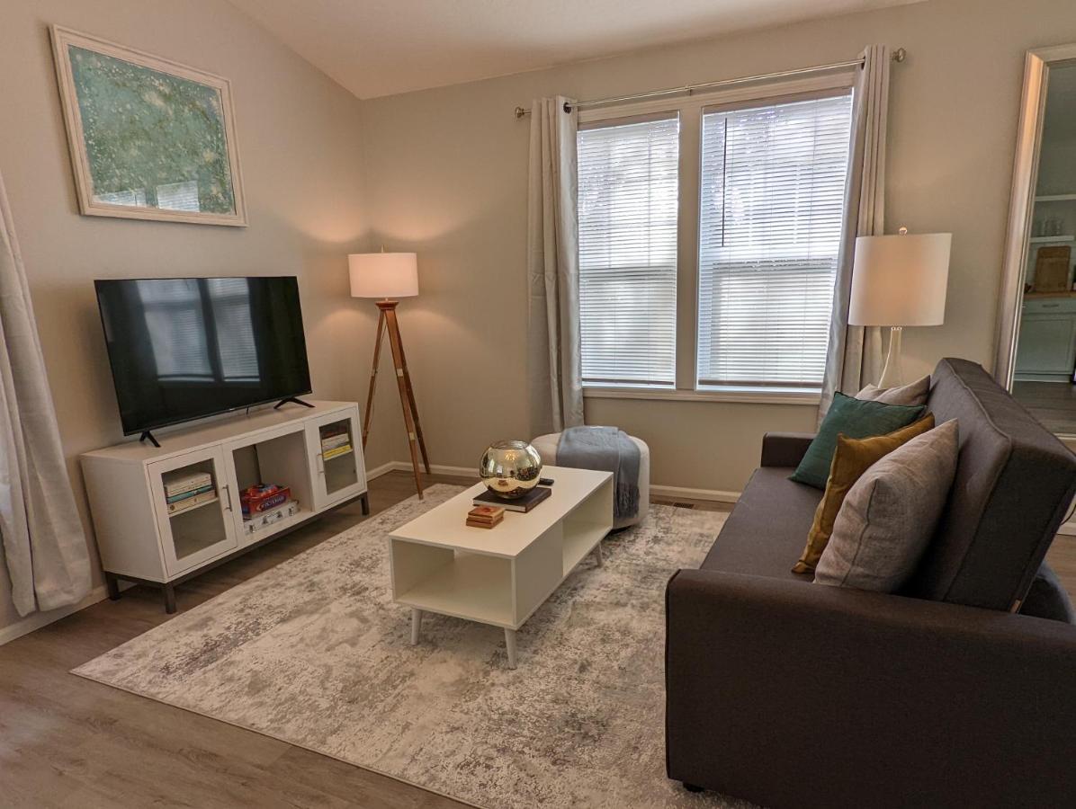 Contemporary 2-Bedroom Close To Downtown, Dining يوجين، أوريغون المظهر الخارجي الصورة