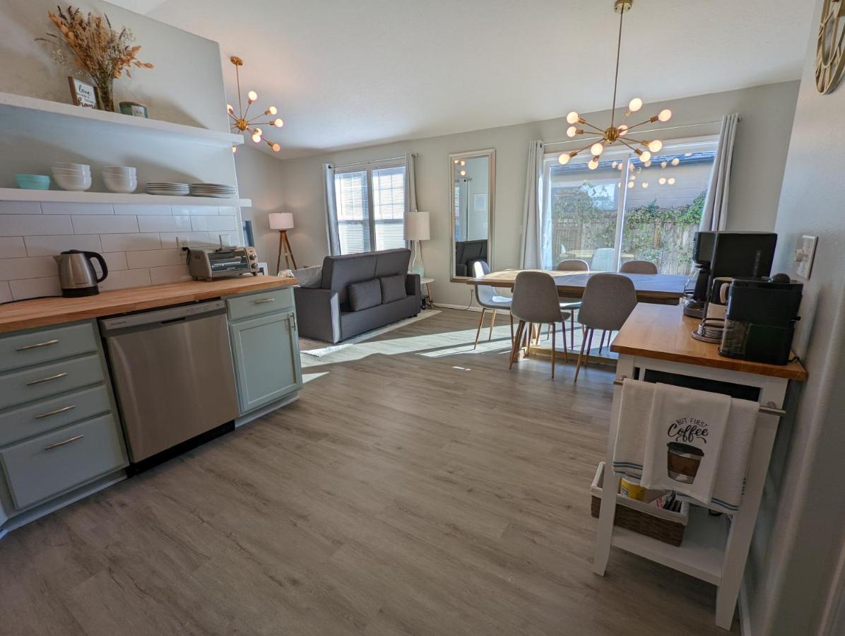 Contemporary 2-Bedroom Close To Downtown, Dining يوجين، أوريغون المظهر الخارجي الصورة